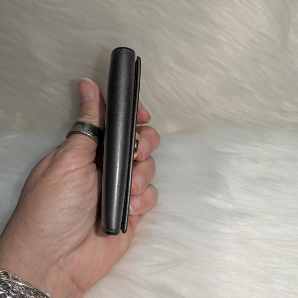 Vintage Gucci Dark Gray Patent Leather Keyholder - Picture 12 of 14